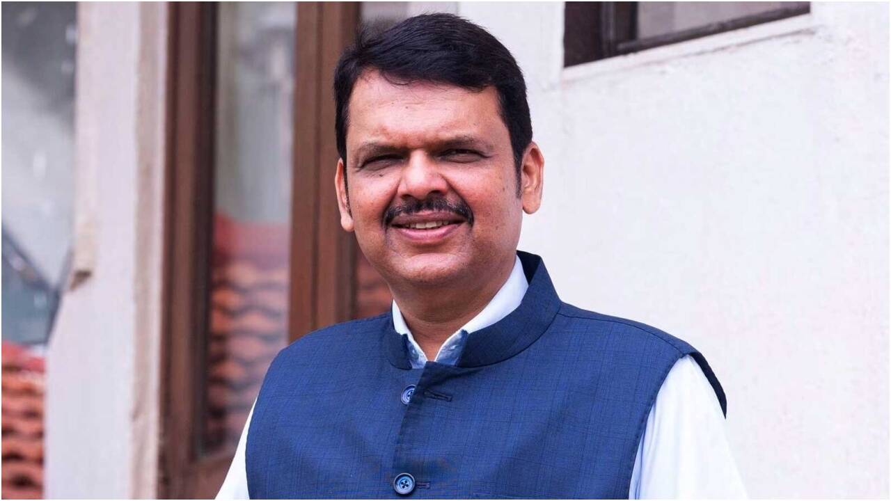 Devendra Fadnavis celebrates Gondhal as India’s official for Oscars