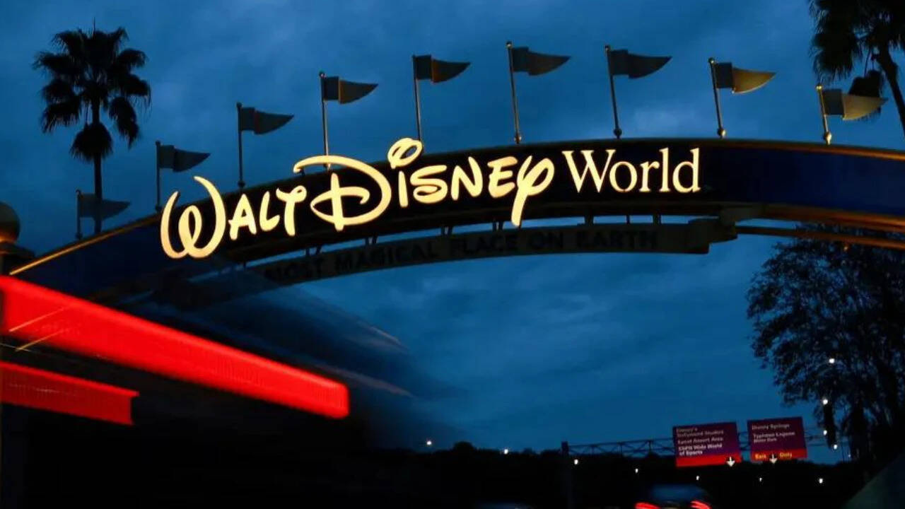 Location & luxury: How Disney World’s $20 million Golden Oak homes are fairytale dream