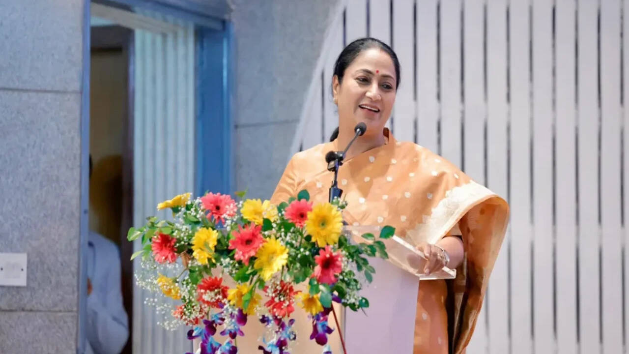 EC sends notice to Rekha Gupta, clears SIR discrepancy after verification