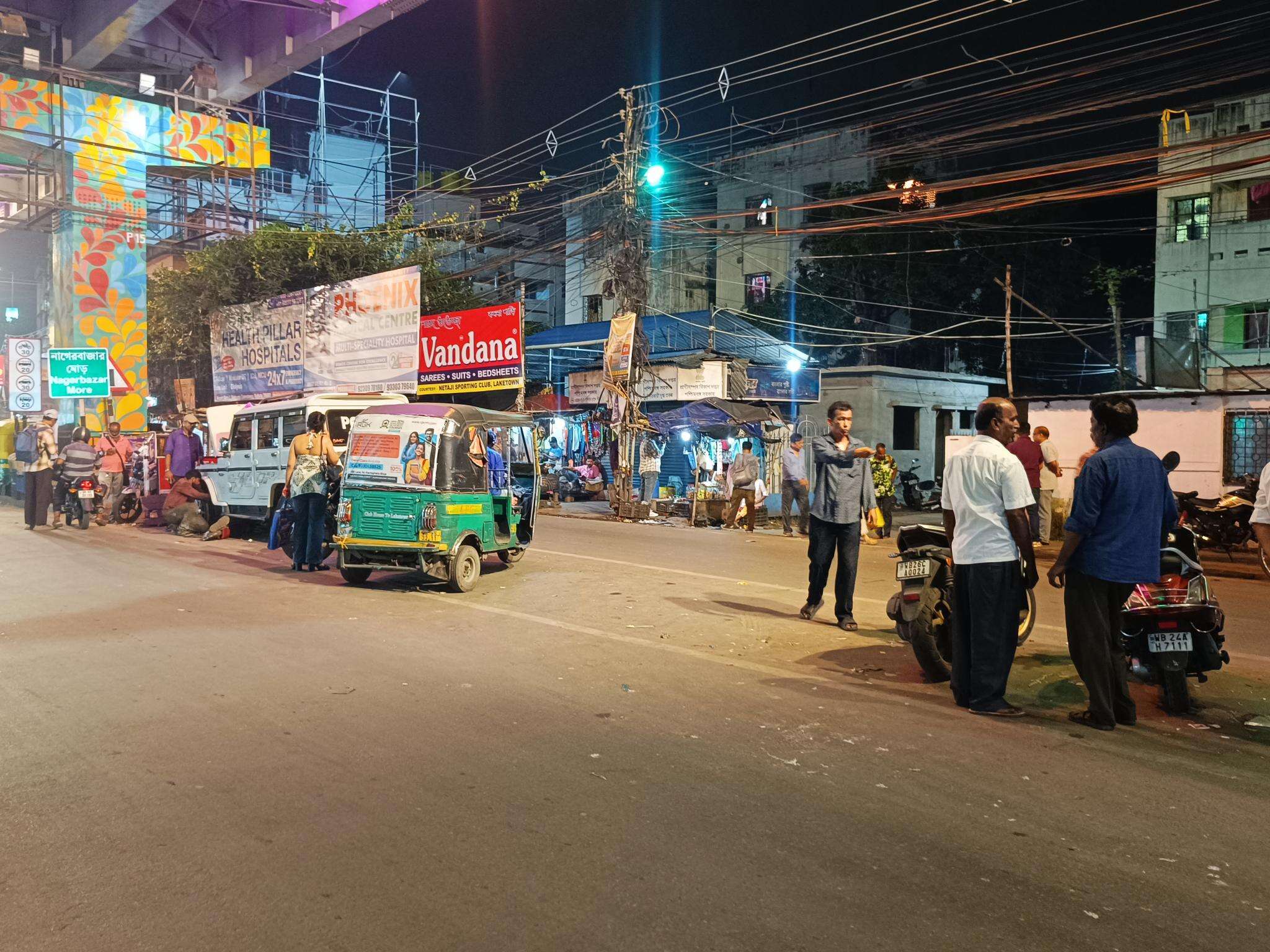 Jessore Road Blockade Unmasks Lawlessness as Kolkata Police Fails to Contain Mob Violence