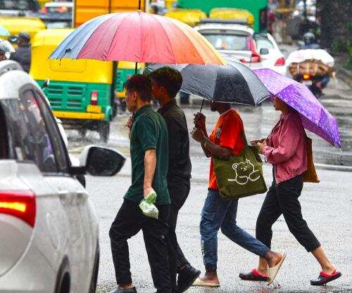 Navigating Atmospheric Transition: Bengaluru Prepares for Post-Monsoon Precipitation