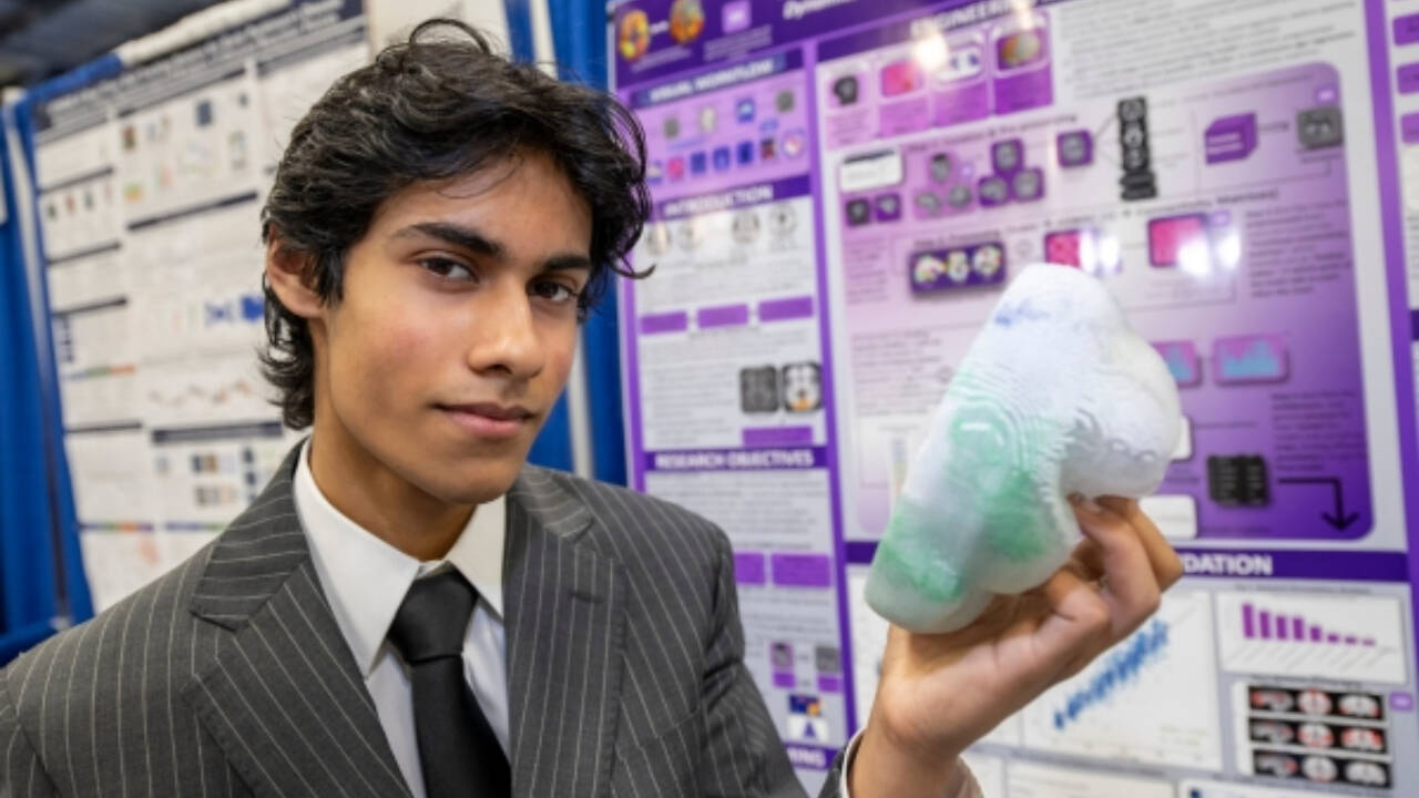 Nashua teen builds $1,800 device that turns brain signals to speech