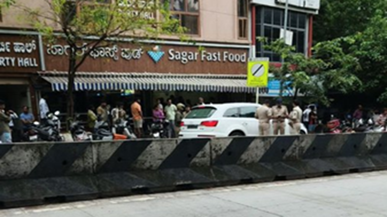 46-year-old man found dead inside luxury car in Bengaluru