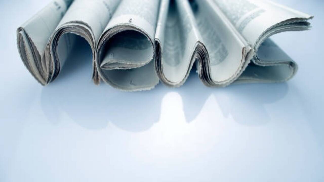 Old newspapers can look expensive: 5 home décor DIYs worth trying