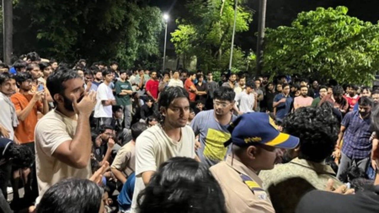 Institutional Crisis Erupts at IIT Bombay Following Student Death and Protests