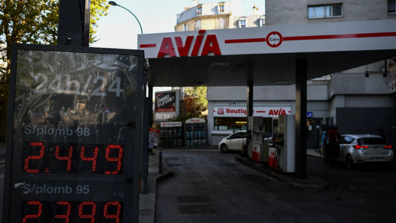 Diesel prices hit records as Iran, Ukraine wars disrupt fuel supplies