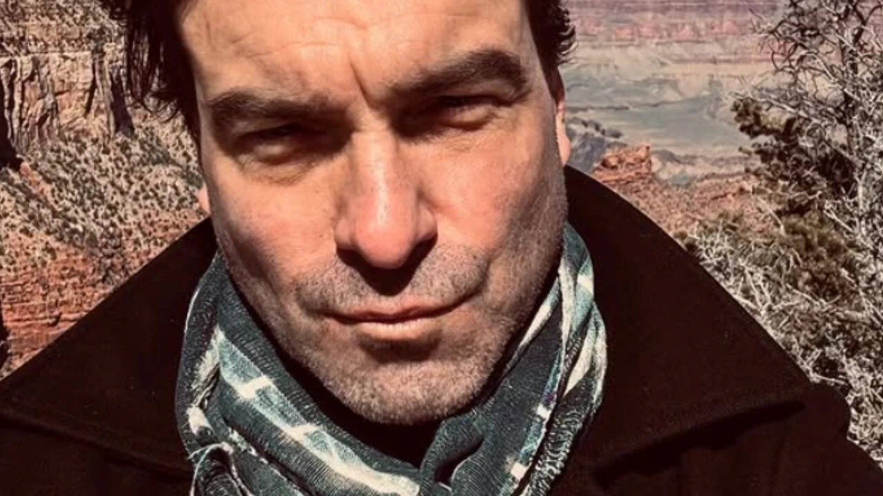 In 2011, Johnny Galecki bought a ranch for $1.2 million; he listed it for $825,000 years later