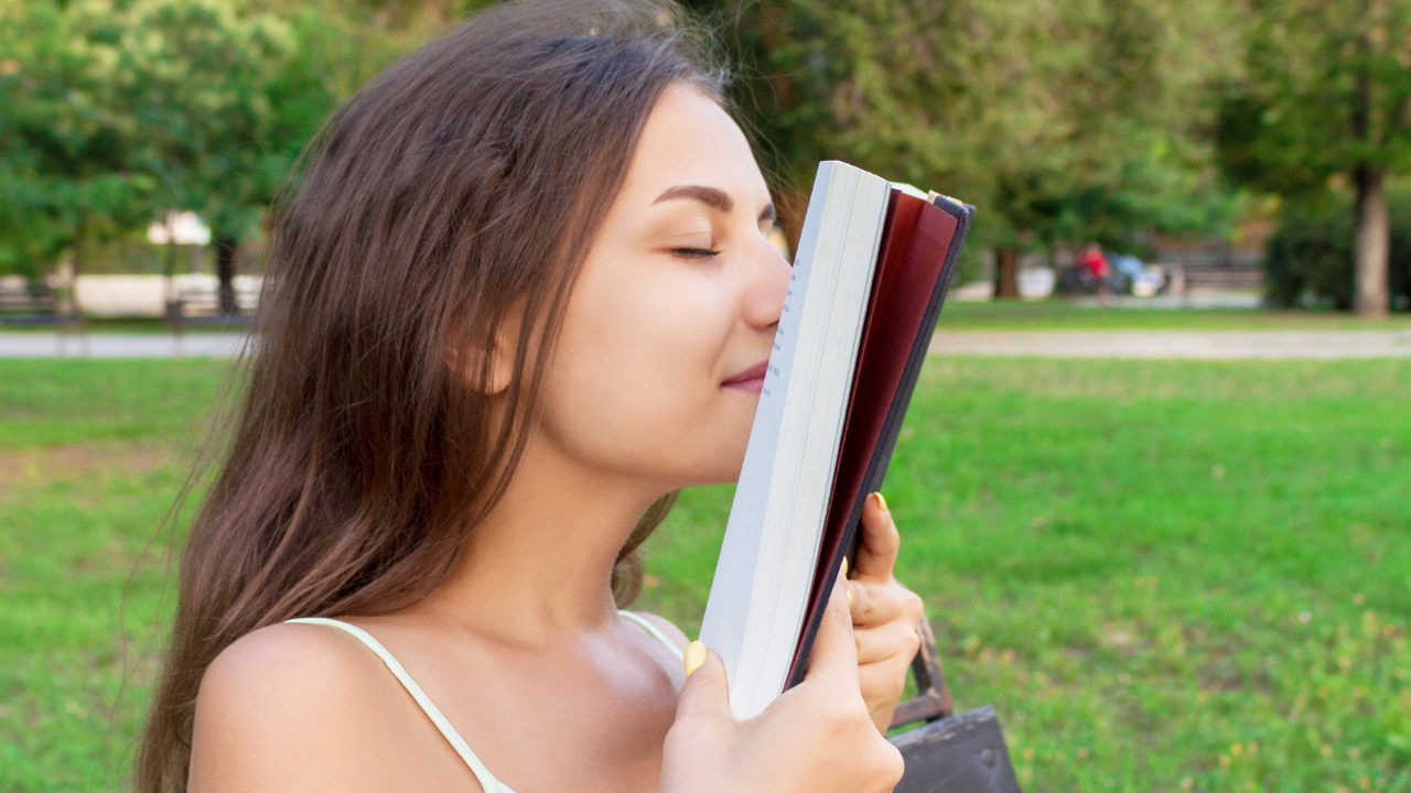 Psychology explains that people who smell books before reading them do not do it just for fun