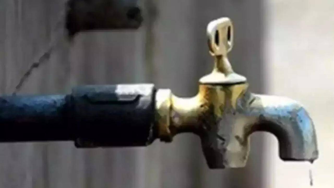 Tap water on paper, no proper accounts, says J&K probe panel