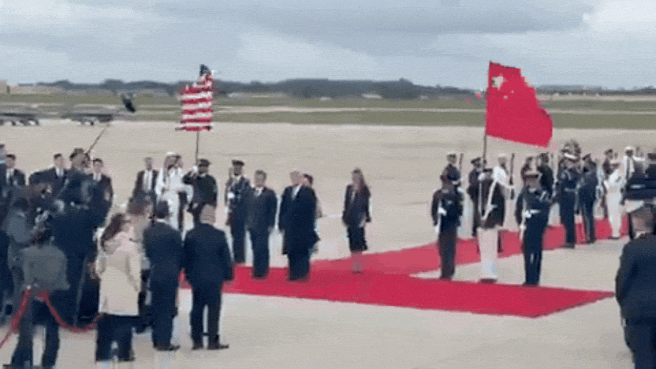 100-foot-long red carpet and B-1 bombers: How Trump welcomed Xi to US; video