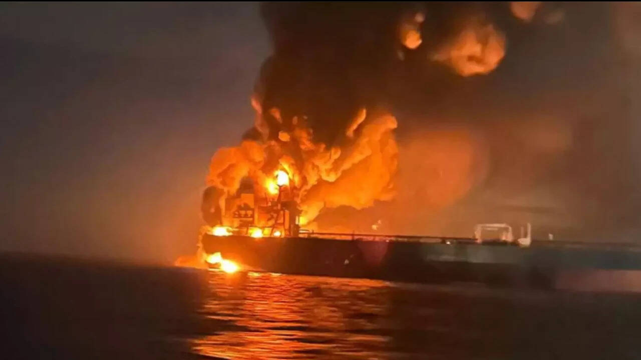 Ukraine strikes Russian oil refinery, train in overnight drone attacks; 2 killed