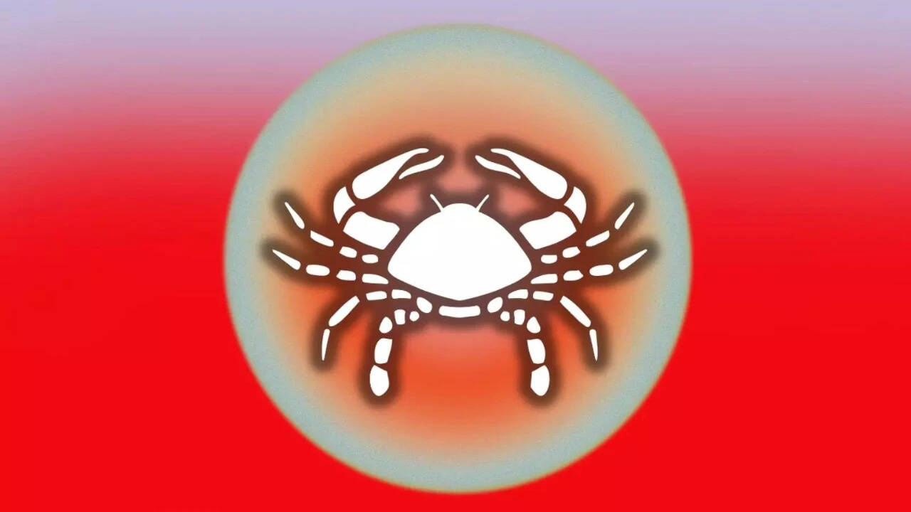 October 2026 Horoscope: Saturn and Venus reshape Cancer’s plans; Jupiter boosts money focus