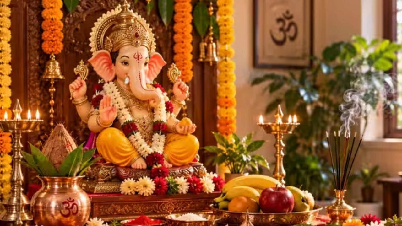 Back-to-back pujas, 40 homes a day: Ganeshotsav had priests racing against time
