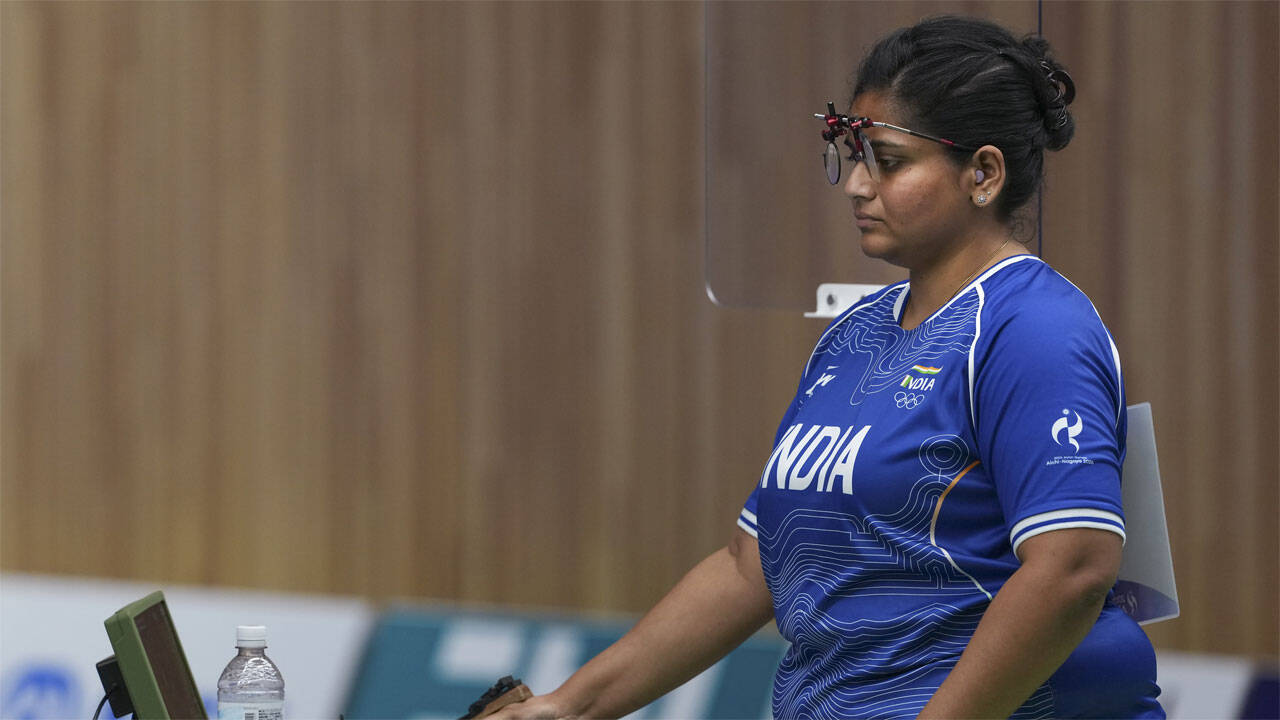 0 points! How a rare, inexplicable miss cost India a 25m pistol team medal
