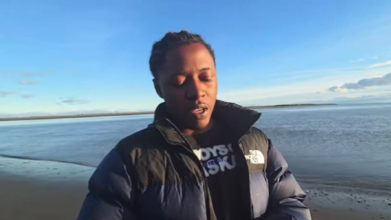 What did Reggie reveal about alleged childhood abuse and Kai Cenat during his livestream?