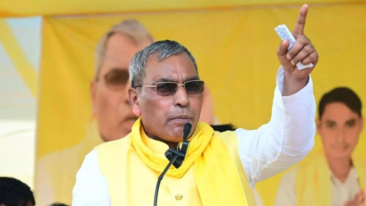 'SP, Congress ki Lanka jalaoge?' UP minister's remarks to new govt recruits spark row