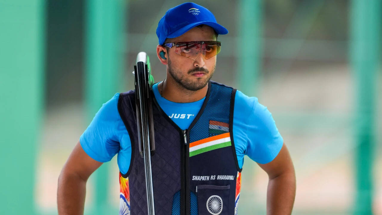 Shapath Bharadwaj survives tense shoot-off to reach trap shooting final at Asian Games