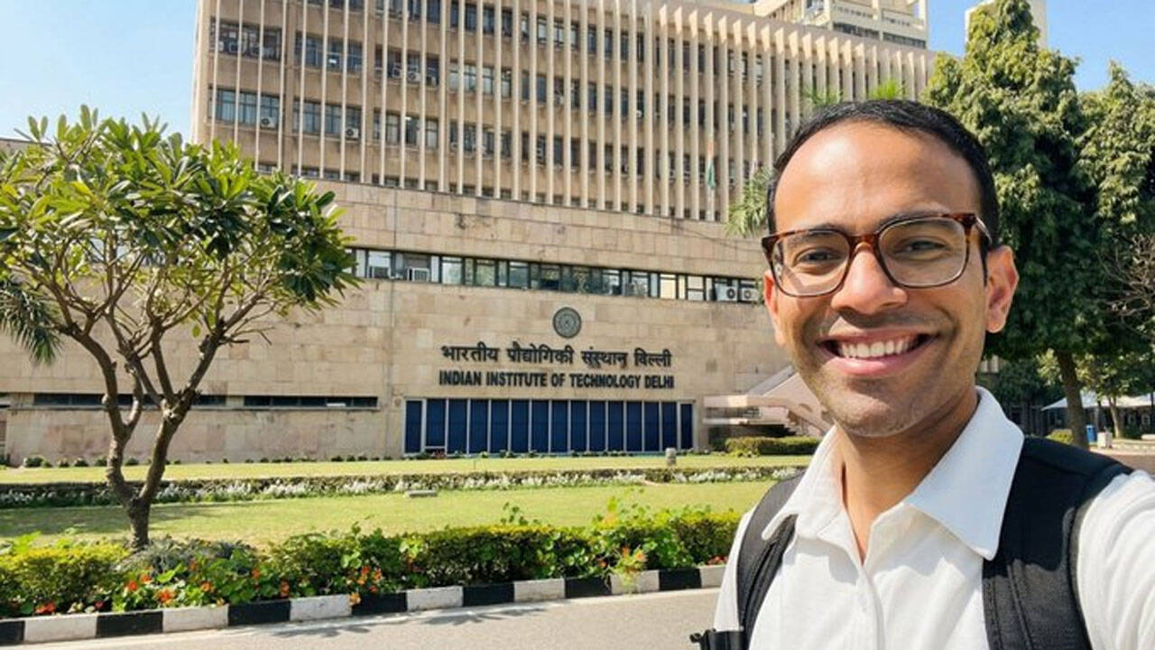 Pushpak Pujari lost his father in Class 10; how he secured AIR 183 and IIT Delhi
