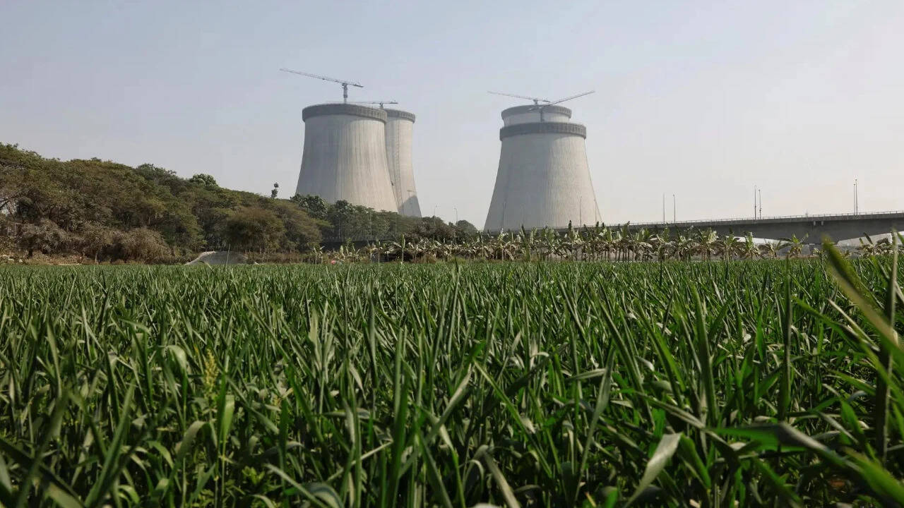 Pak blocks airspace for Russian flight carrying uranium for Bangladesh nuclear plant