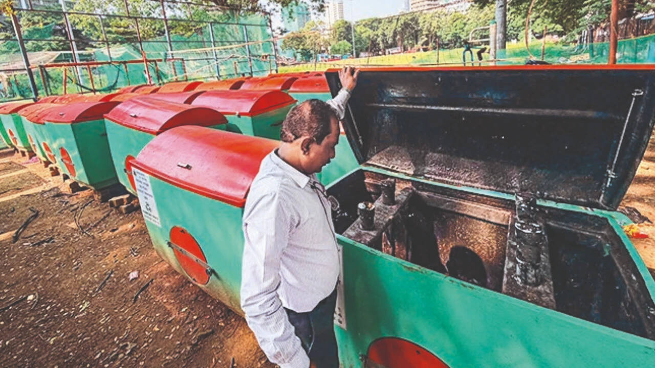 Flowers offered to Bappa set to nourish Mumbai's civic gardens