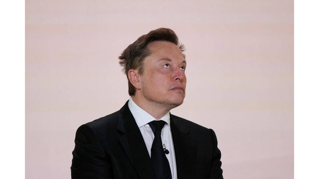 Musk’s tip to tech CEOs: Best AI models safety test is to put them on Delta flight