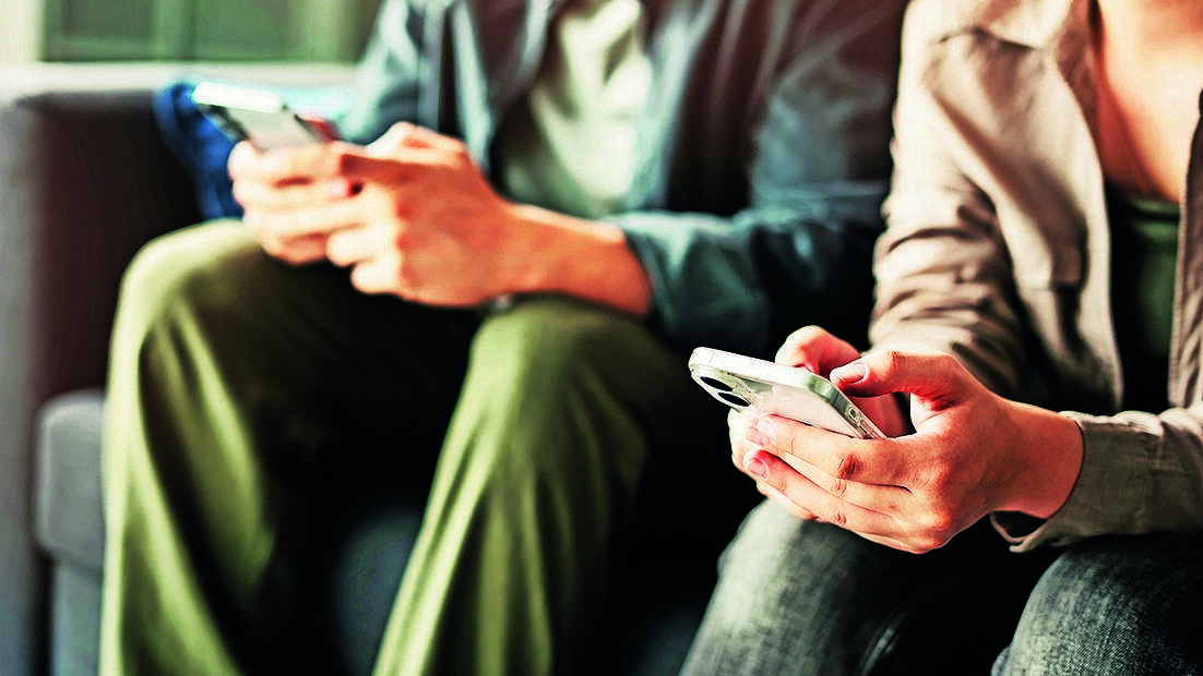 Punjab Medical Study Reveals Deep Psychological Addiction Among Youth to Short-Form Video Reels