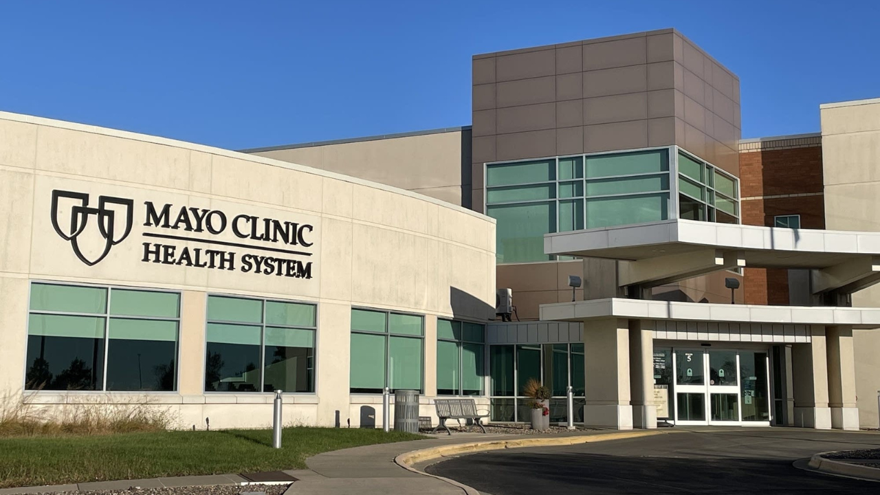 Farmer left $10.9m for cancer centre; Mayo could get it if hospital lost independence