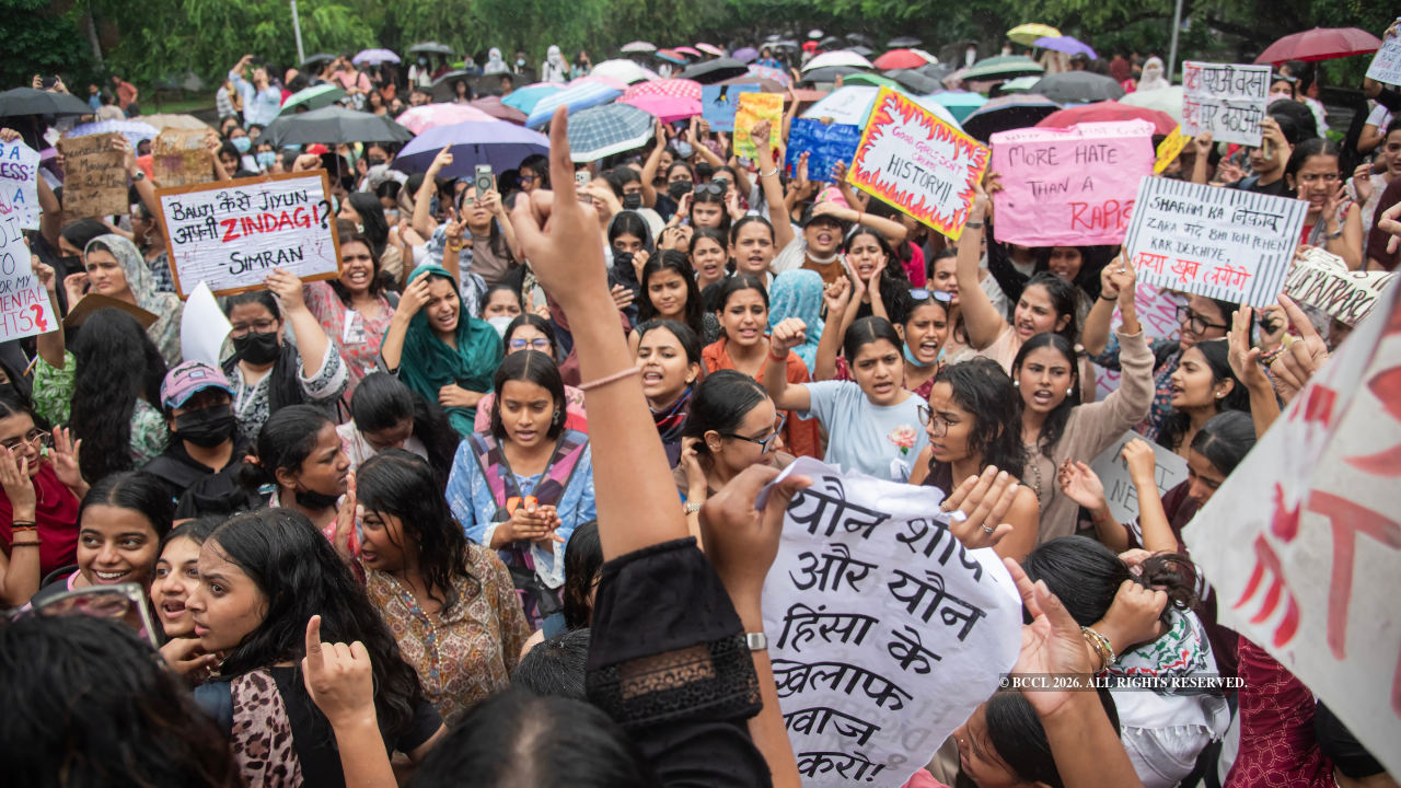 'Raaton par bhi haq hai hamara'