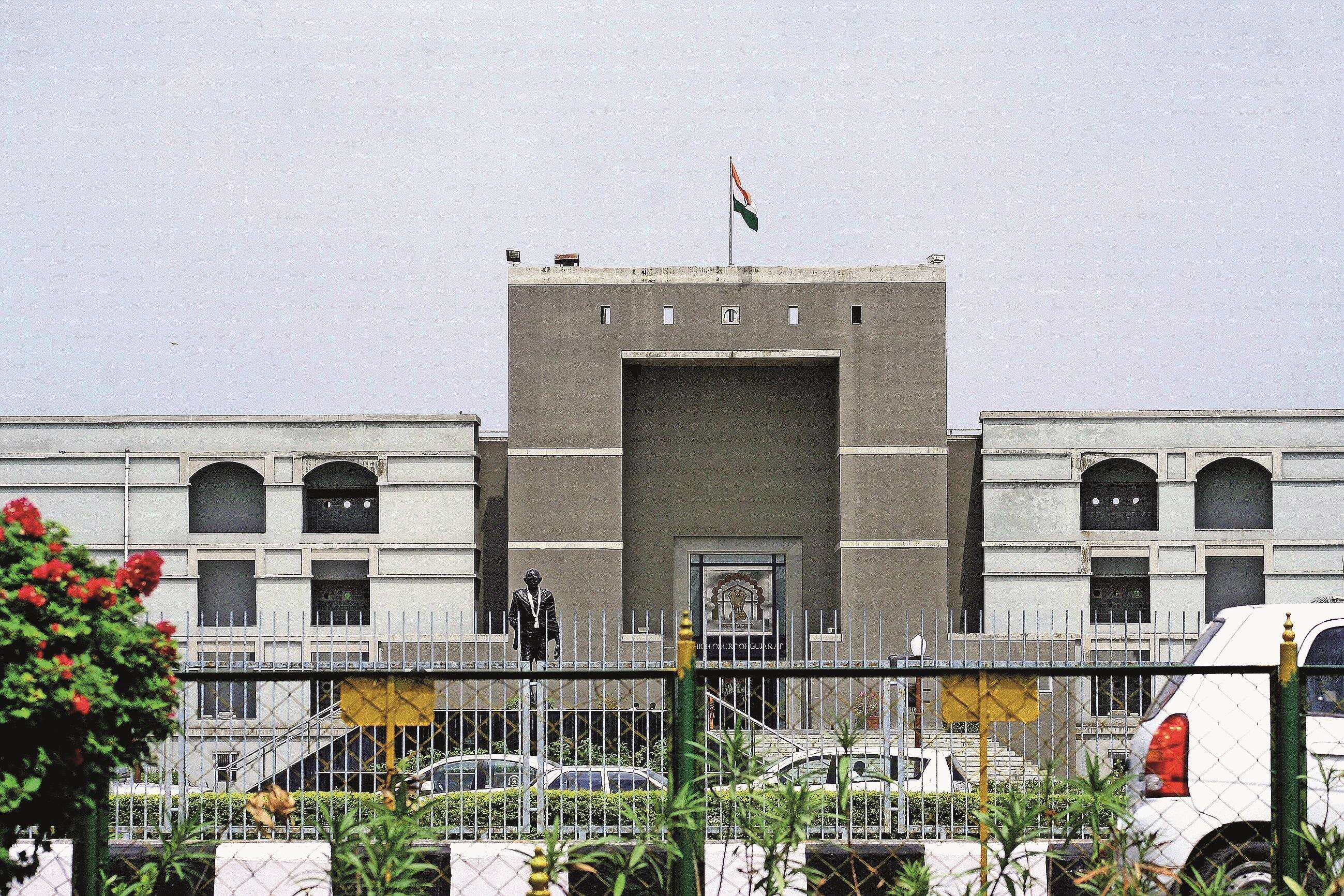 Gujarat High Court rebukes journalist Ravi Nair’s counsel for not disclosing bail plea
