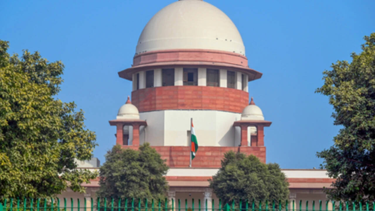 SC refuses to unfreeze TMC bank accounts, asks Calcutta HC to expedite hearing
