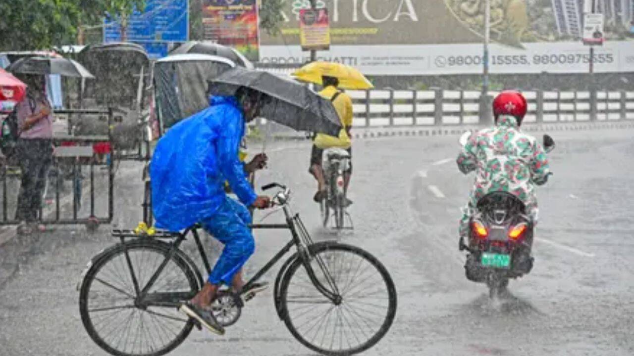 Weather tomorrow: IMD forecasts rain in over 15 states; Kerala, Karnataka to see wet spell