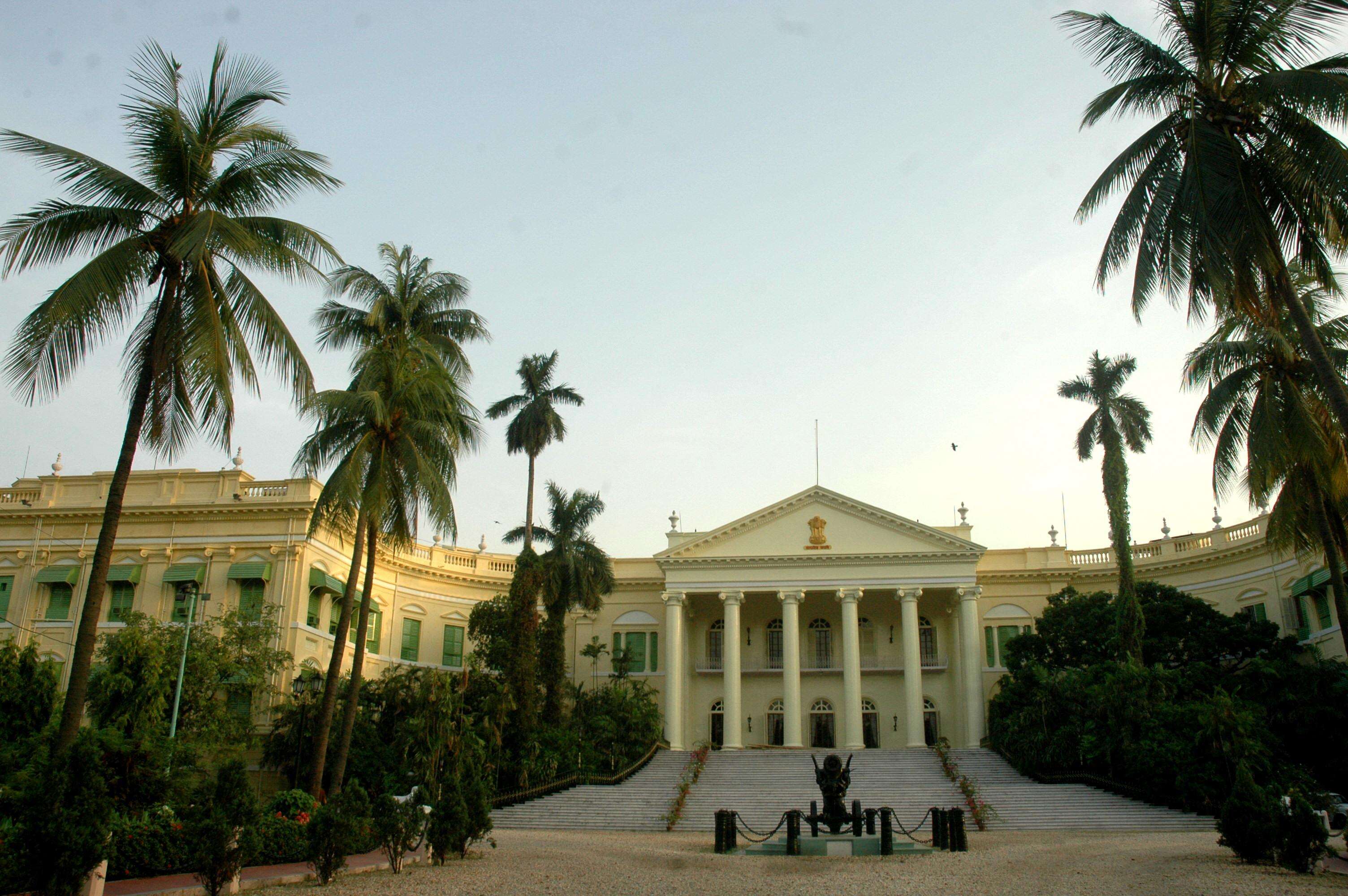Controversial Essay Topic on Historical Massacres Sparks Political Friction in West Bengal