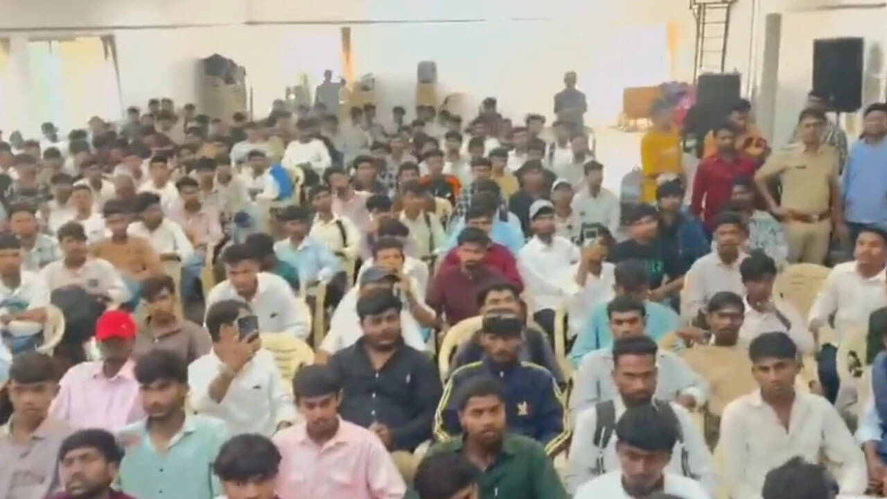 Adivasi students 'detained' at Maharashtra Congress office ahead of Azad Maidan protest in Mumbai