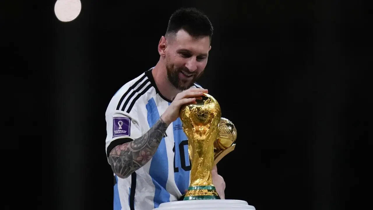 Messi to make final Argentina appearance as hosts face Benin at Estadio Monumental