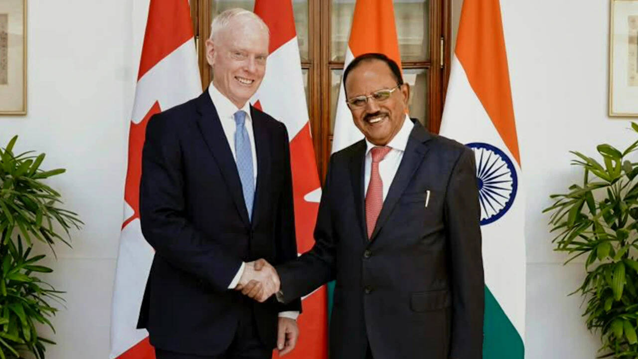 Amid Canada trade talks, NSAs discuss security coop