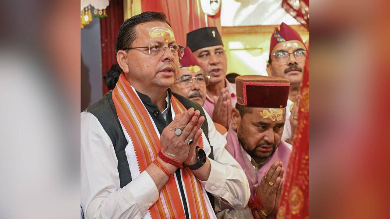 CM Dhami Congratulates PM Modi on Completion of 25 Years in Public Service