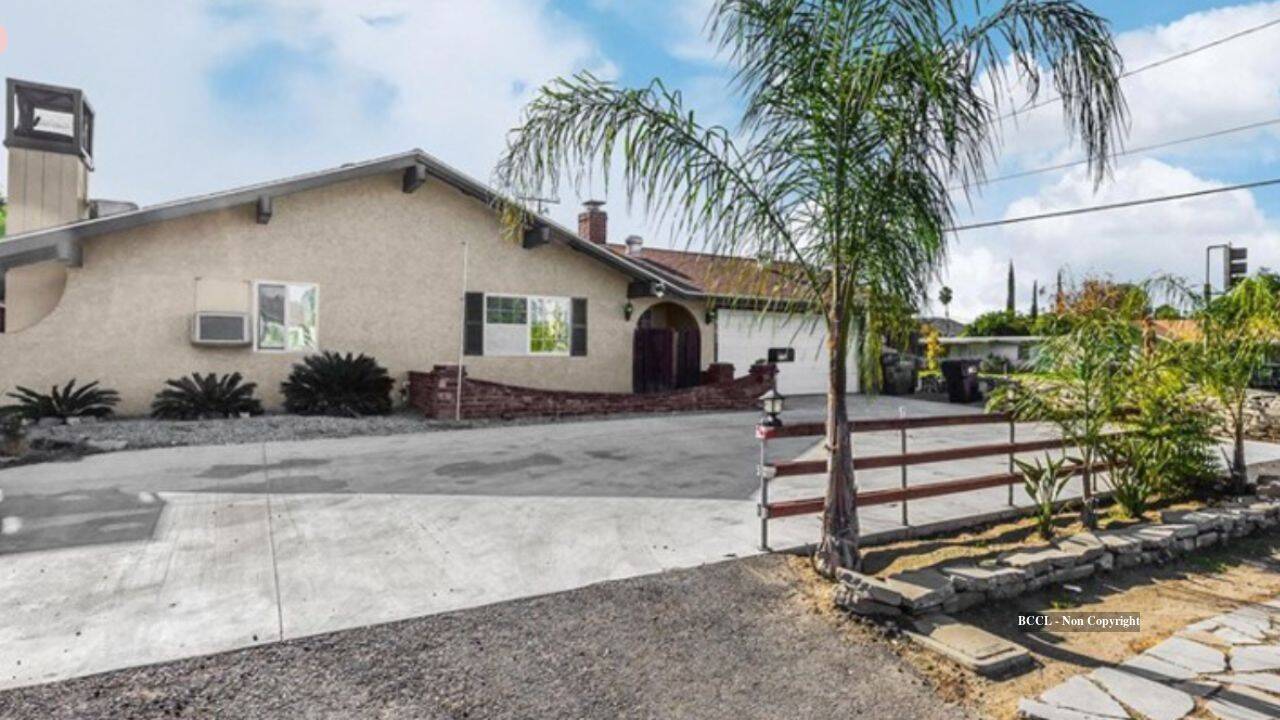 California home hid miniature town and railway in backyard; sold for $415,000