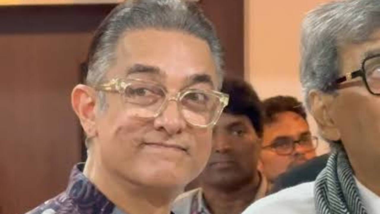 Aamir Khan stops dyeing his hair; says the process had become boring