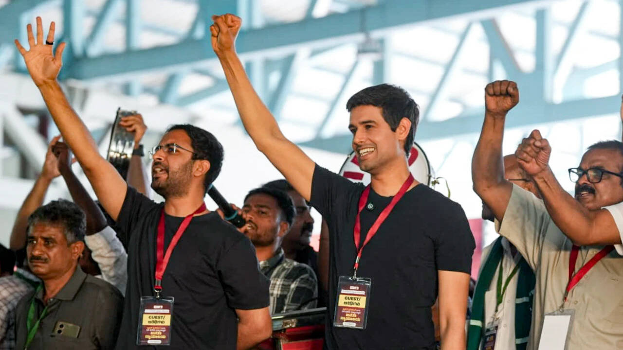 'Have not come here for regime change': Dhruv Rathee during CJP protest in Bengaluru