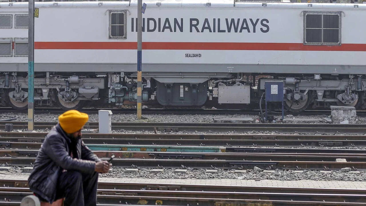 CJP’s October 10 protest: Mumbai Rajdhani, August Kranti delayed; 5 express trains cancelled