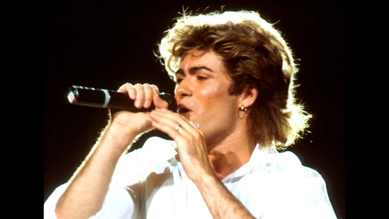 George Michael secretly paid for woman's IVF; flowers revealed his identity after baby's birth