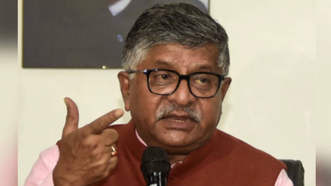 ‘Country governed by Parliament, not streets’: BJP slams oppn, CJP over protests