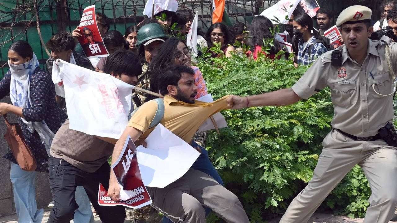 CJP's 'Jantar Mantar 2.0': Delhi Police releases all detainees except party leaders, legal process to follow