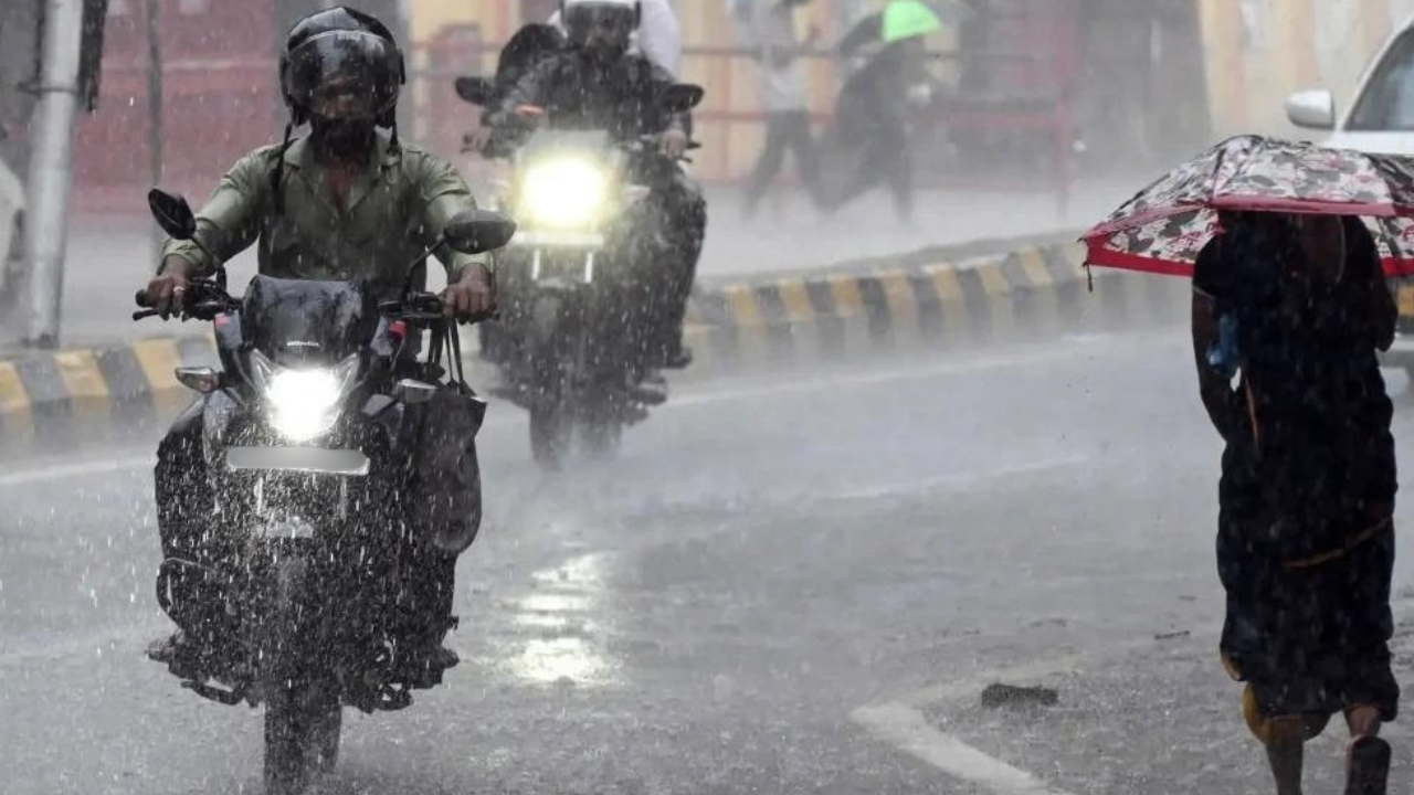 Weather tomorrow: IMD forecasts rain, thunderstorms in 18 states; winds up to 60 kmph likely