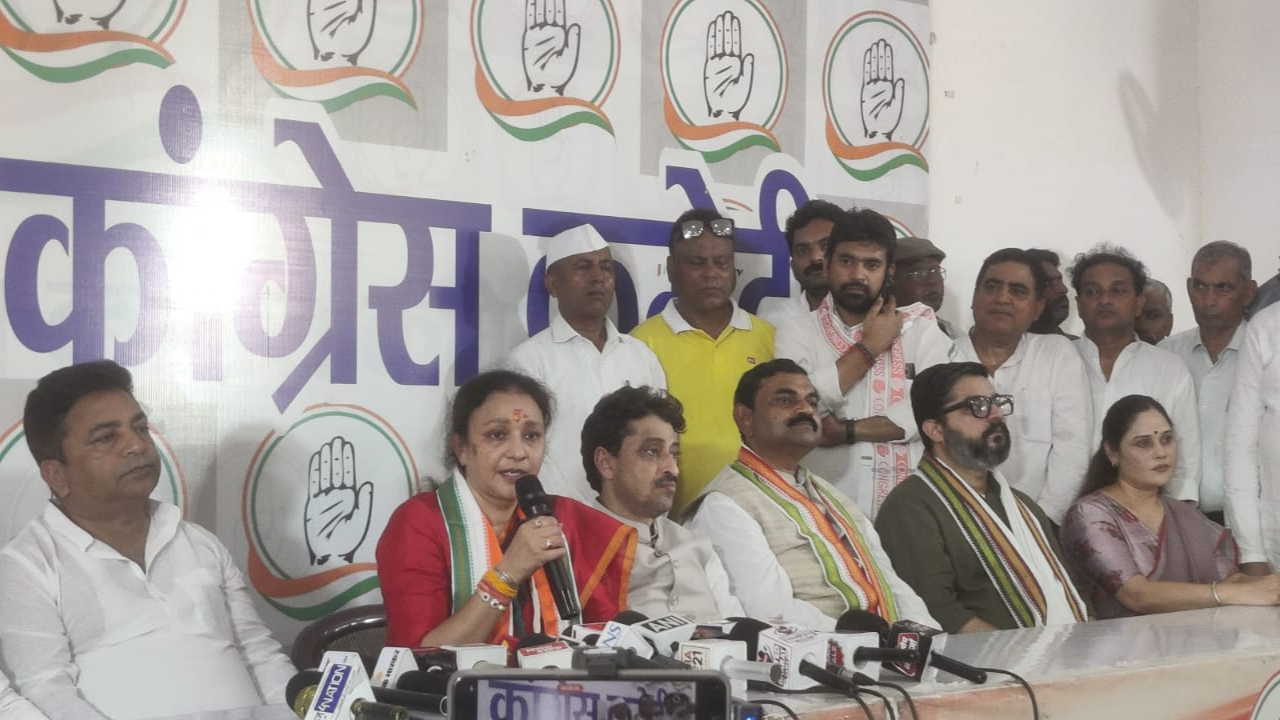 UP Congress chief Mona sets sights on 2027 polls, demands CEC's resignation over 'vote theft'