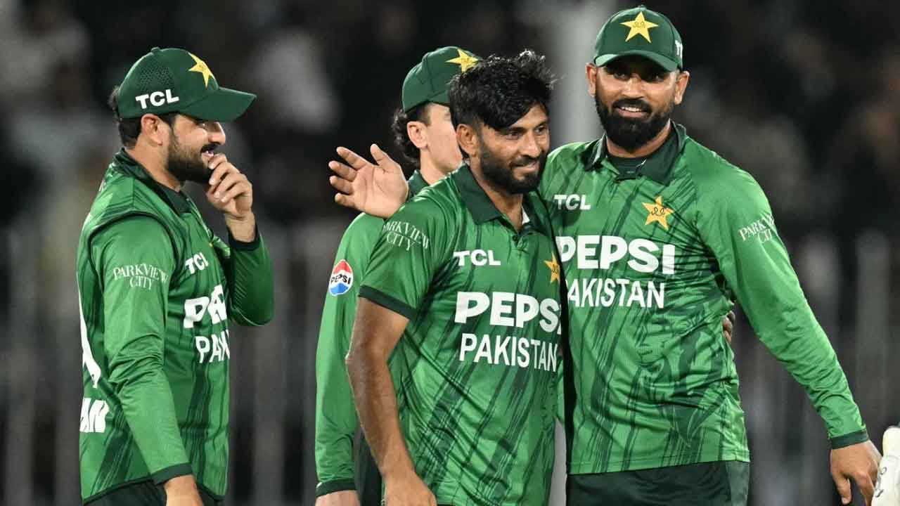 Pakistan smash home T20 record as Sri Lanka pay the price in 82-run defeat