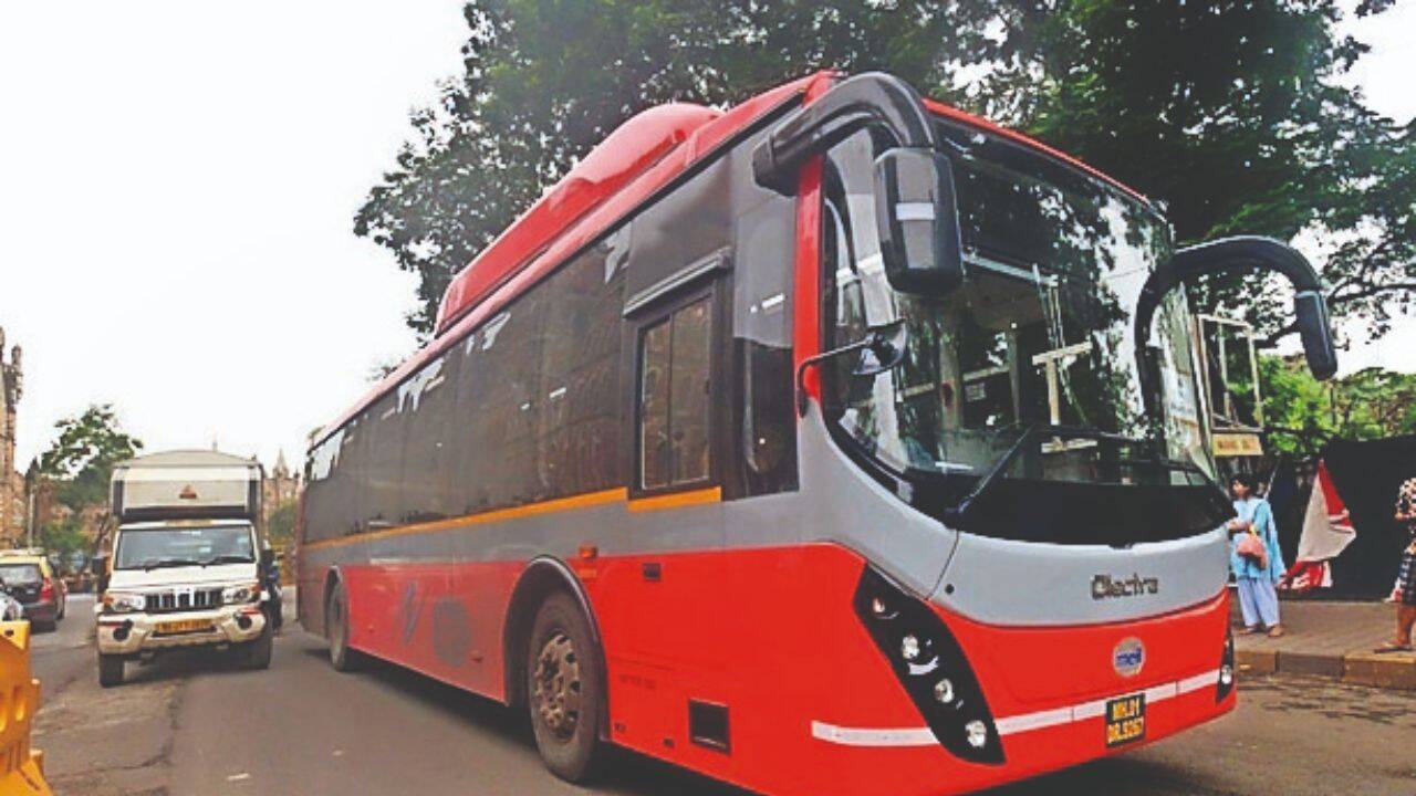 A bus route that served two worlds disappears from BEST's travel map