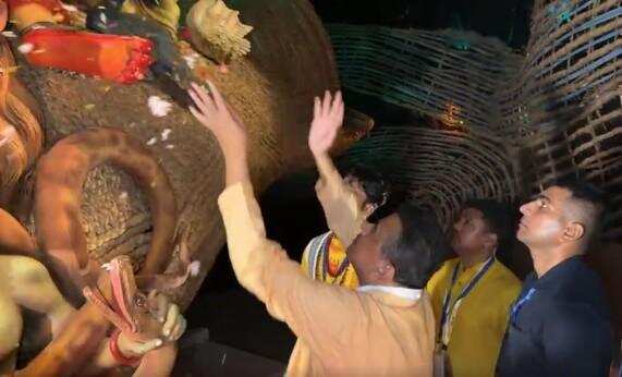 The Color Revolution: West Bengal’s Durga Puja Reflects a New Political Order