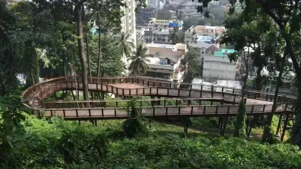 BMC house to take up controversial Siri Road project through Kamala Nehru Park on Oct 23