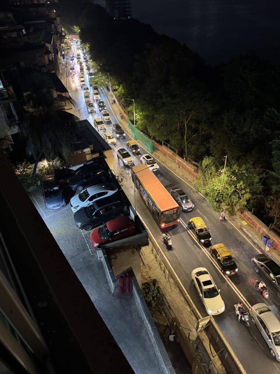 Walkeshwar Road widening row: Local residents meet BMC chief